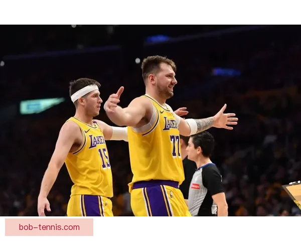 东契奇腿筋二级拉伤无限期休战 湖人恐错失一切评奖机会