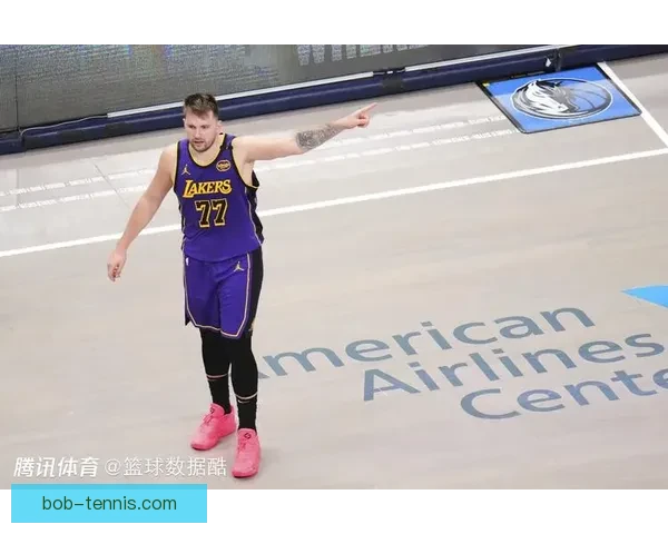 东契奇腿筋二级拉伤无限期休战 湖人恐错失一切评奖机会