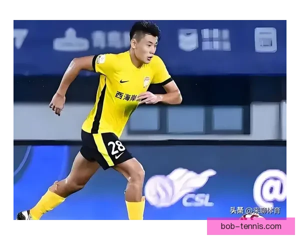 国少助教推搡16岁留洋新星并追骂 球迷要求严惩开除